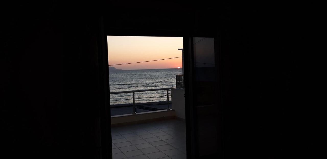 Coral Sea Studio Kokkinos Pirgos Luaran gambar